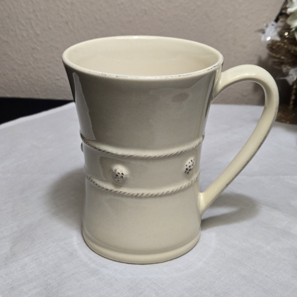 Elegant Juliska Berry &Thread Cream Ceramic Mug